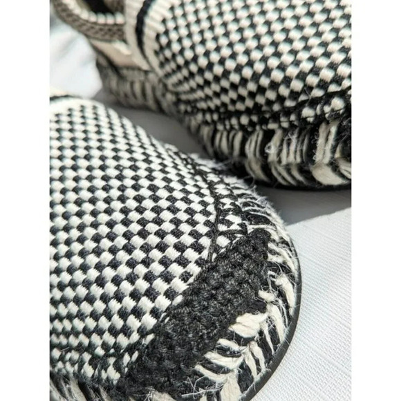 Chloe Women's Meril Canvas Ankle Tie Espadrille Flats Size 36 W (MSRP $695) - Picture 6 of 10